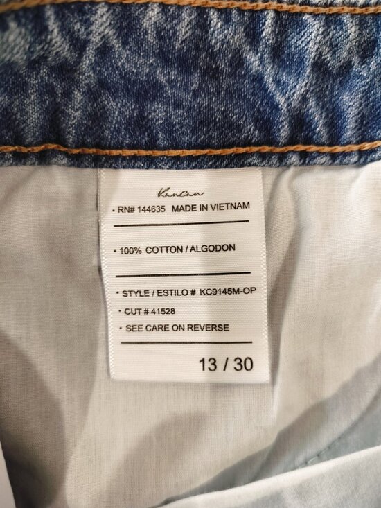 KanCan High Rise Distressed Denim Shorts Size 13/30 Light Wash Frayed Hem NWT * - Picture 9 of 10